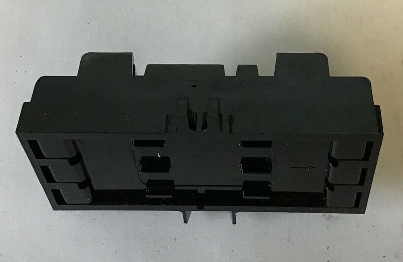 GOULD H50SL-711 RELAY SOCKET 10A 300V ****LOTOF25****