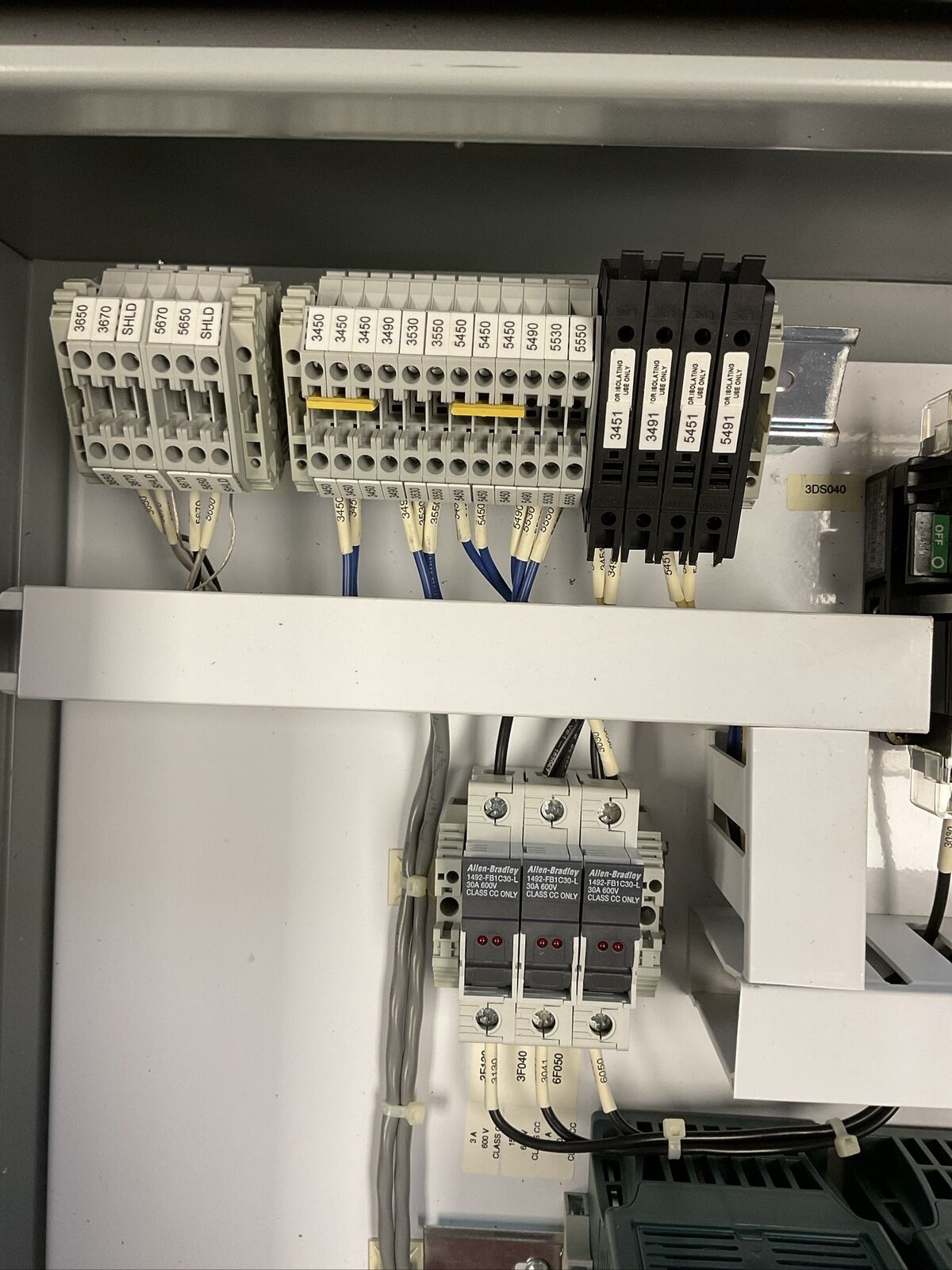 ROCKWELL AUTOMATION A24R208HCR DAH2001A 6MD100P5 6MDVN-2P3101 194R-NN030P3