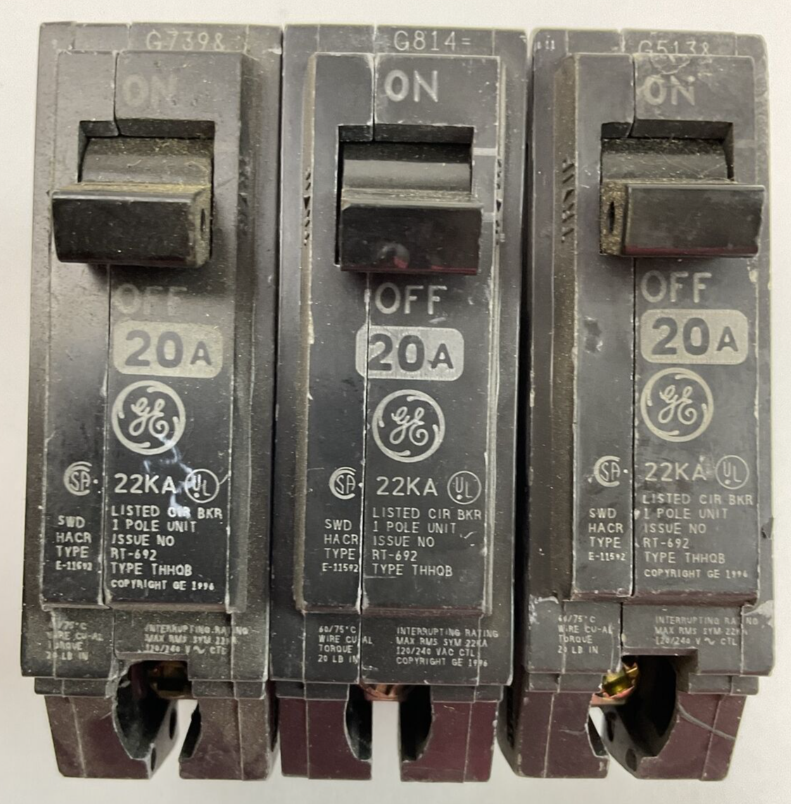 GE THHQB1120 CIRCUIT BREAKER 1POLE 20AMP 120/240VAC 22KA (LOT OF 3)