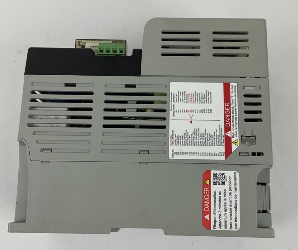 ALLEN BRADLEY 22D-D2P3N104 POWERFLEX 40P SER.A FRN3.01 3PH