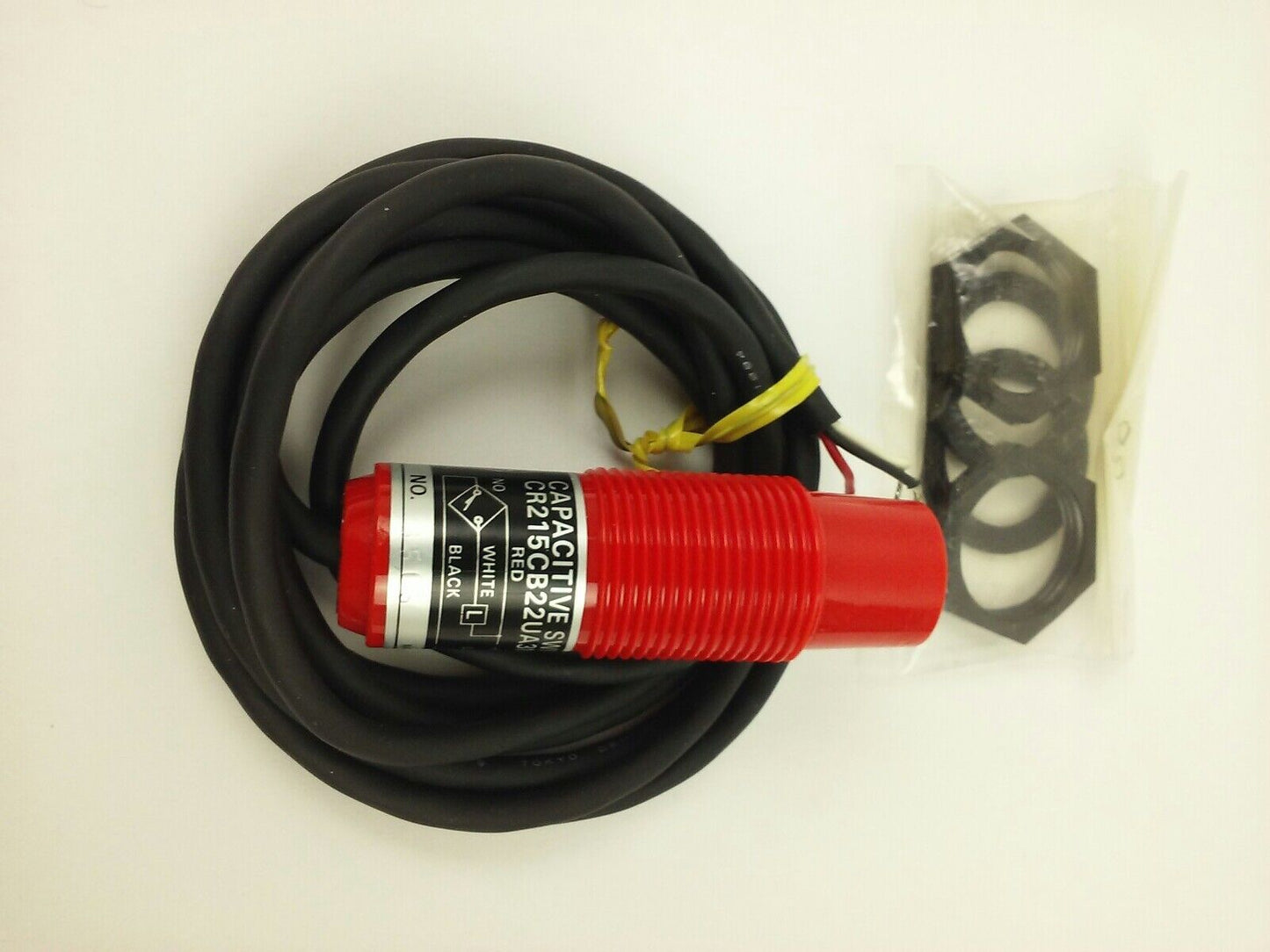 GENERAL ELECTRIC, CR215CB22UA3NB, CAPACITIVE PROXIMITY SWITCH, 2M, 3 WIRE, NEW