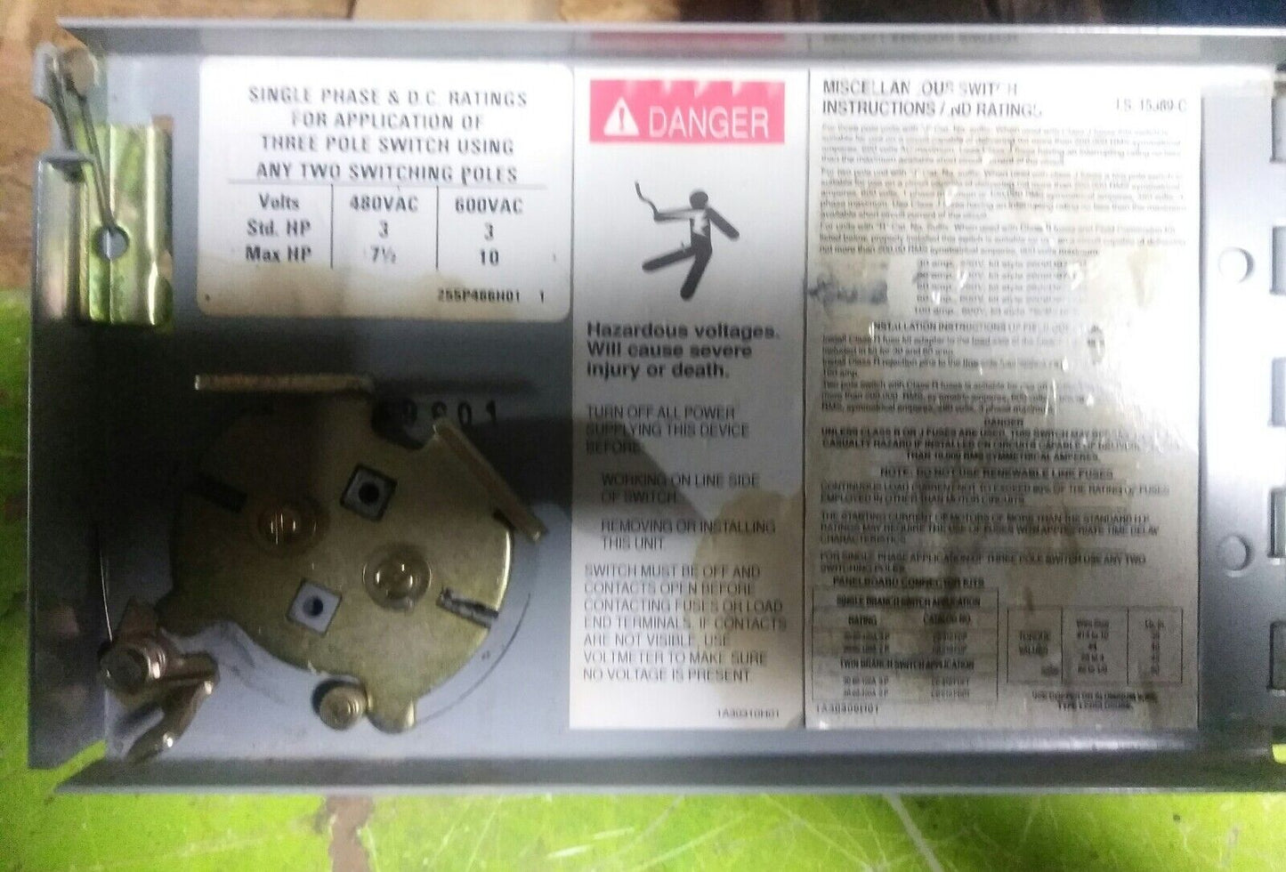 WESTINGHOUSE Cutler Hammer FDPWT3611R 30 amp, 600 vac, Twin Fusible Switch