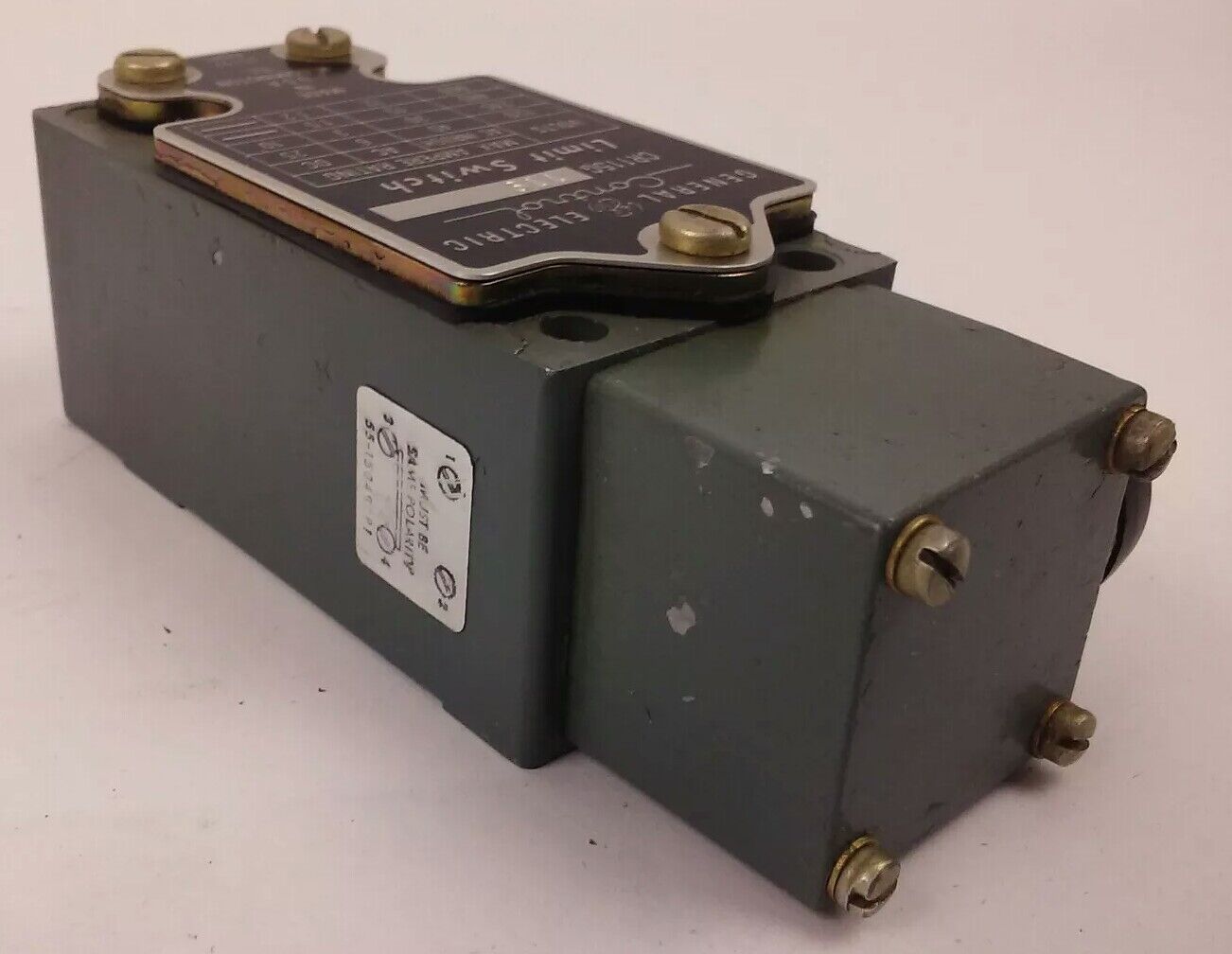 GE, CR115G119, LIMIT SWITCH, 600V MAX, NEW, GENERAL ELECTRIC, CR115G, NEW