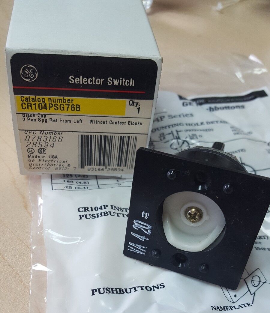 GE CR104PSG76B 3 Position Selector Switch