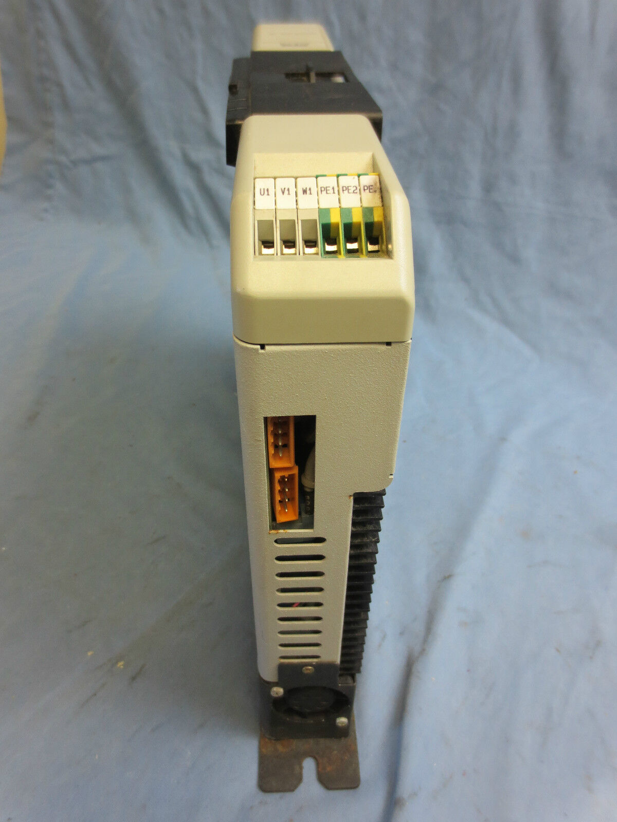 ALLEN-BRADLEY 1394-AM03 Ser. A - AC SERVO CONTROLLER AXIS MODULE 2KW