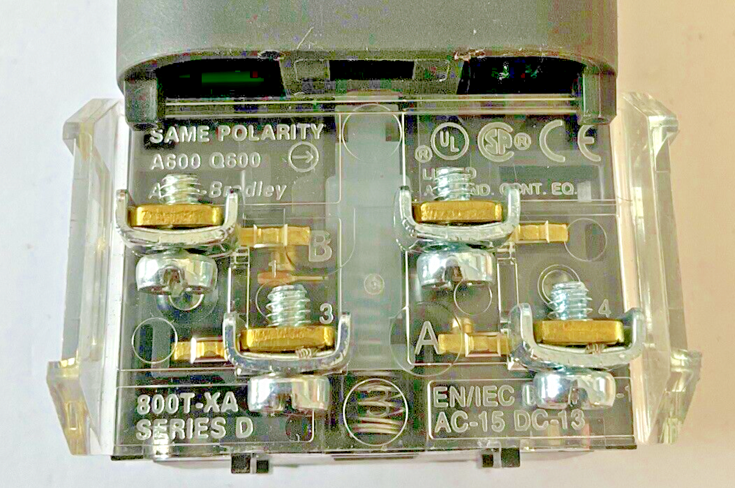 ALLEN BRADLEY 800T-SB00XX MOMENTARY PUSH BUTTON SER.T W/800TC-N374 SER.A