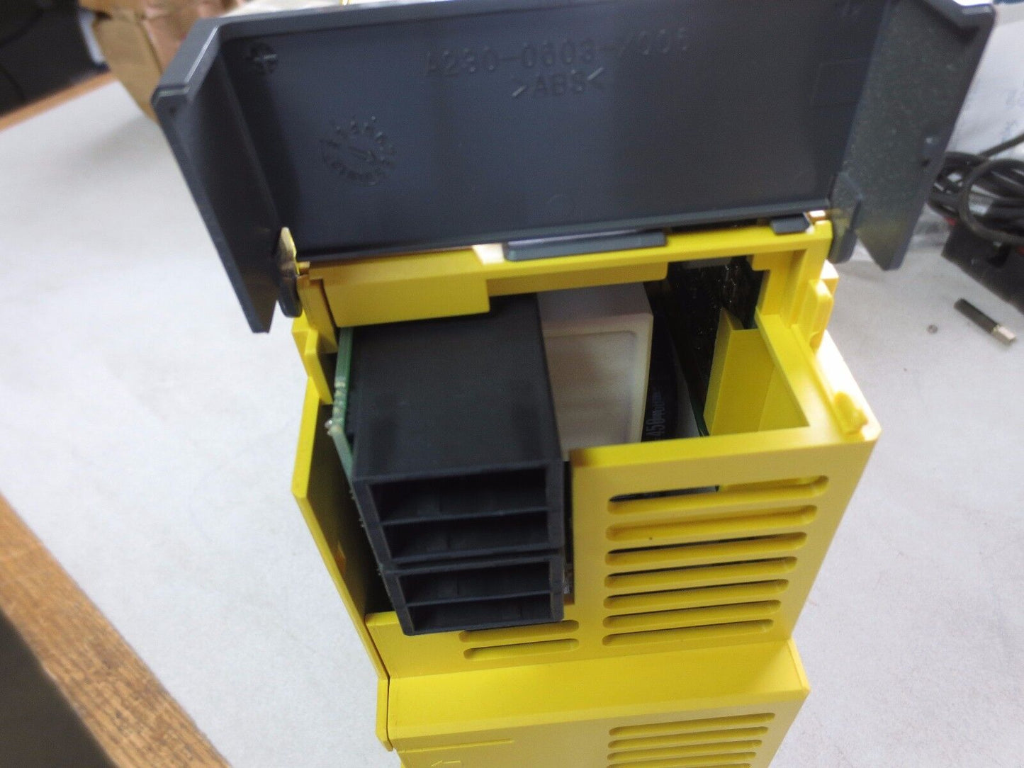 FANUC A06B-6124-H206 SERVO AMPLIFIER - 480V OUTPUT 5.6A / 9.1A