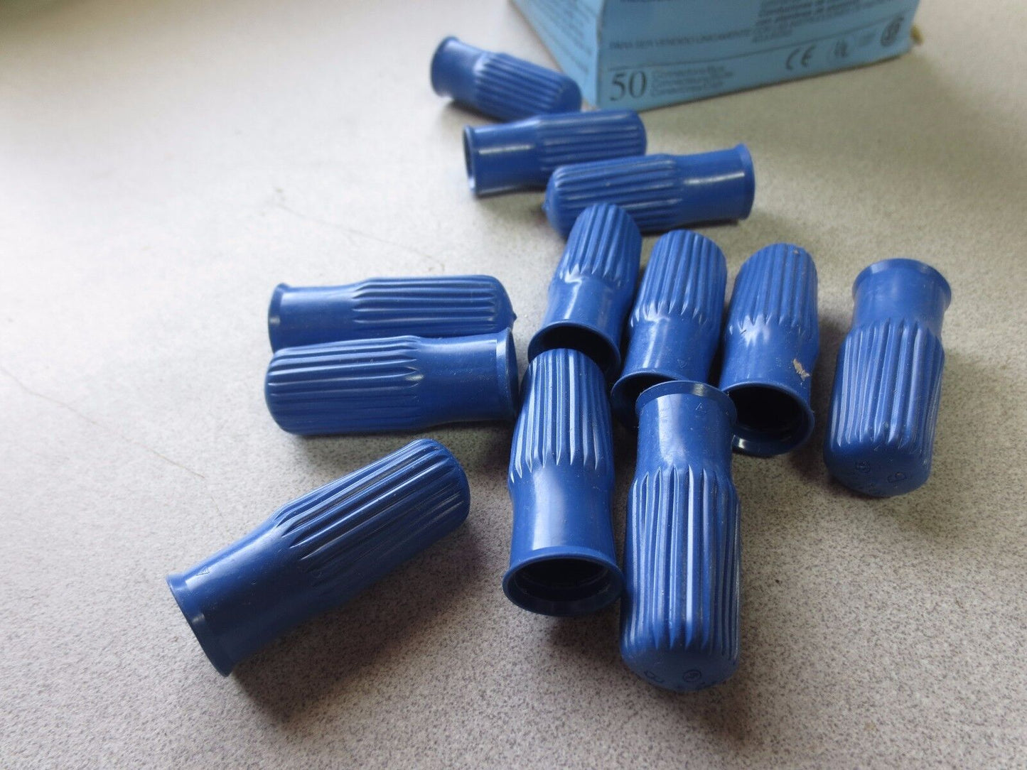 3M SCOTCHLOK B - 20066 SPRING CONNECTORS - NEW SURPLUS - LOT of 44