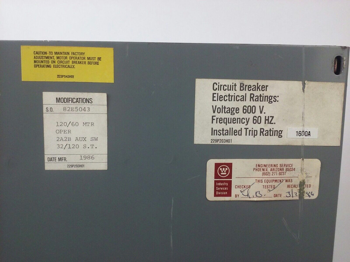 WESTINGHOUSE PCG32000F 3P 600V, MOTOR OPERATER 5661D52G01 TYPE PCG 120V 2P OR 3P