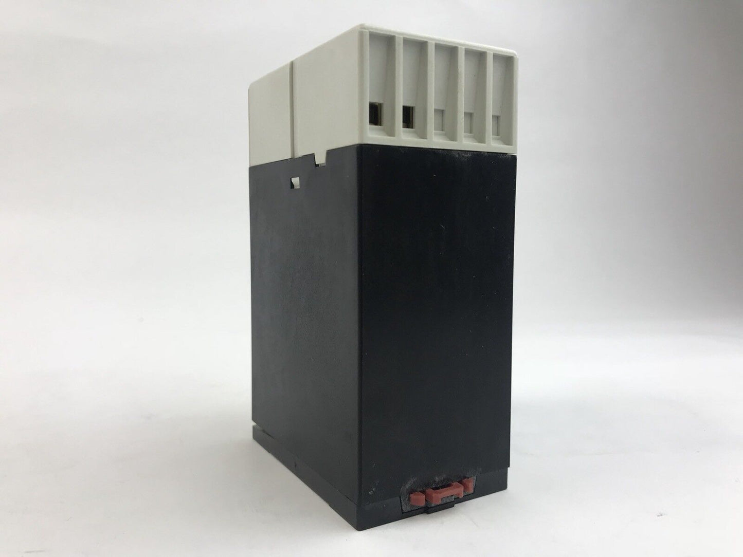 Square D 8430 DASV Rated Voltage 220 V 60 HZ