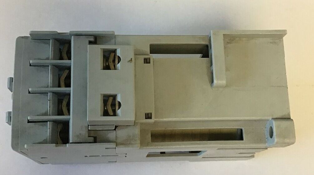 ALLEN BRADLEY 700-CF400D* CONTRACTOR SER. A 600VAC 25A 3PHASE***LOTOF2***