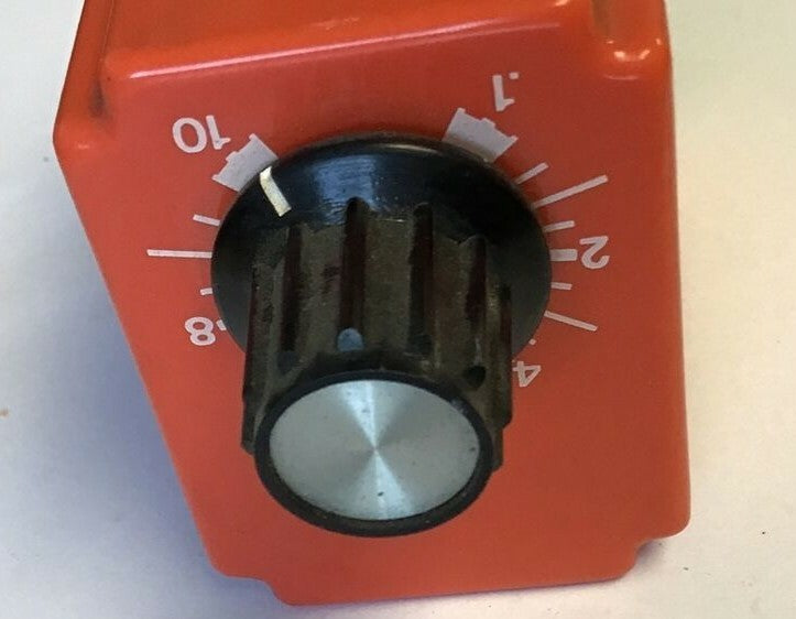 NATIONAL CONTROLS T1K-10-461 SOLID STATE TIMER .1-10SEC. 120VAC 50/60HZ