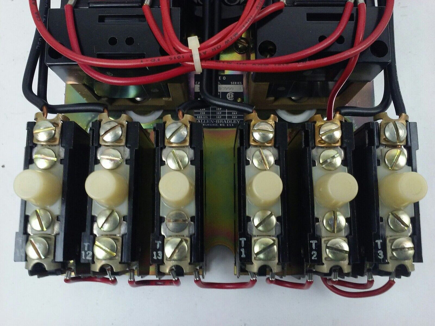 ALLEN BRADLEY 715X-AOD3000 SER. L, TWO SPEED STARTER,SIZE 0,3PH, 575V, 120V COIL