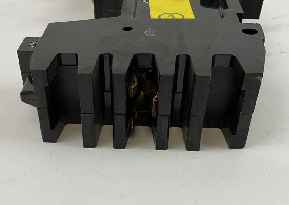 SQUARE D FY14020B CIRCUIT BREAKER 20A 277VAC 1-POLE ***LOTOF4***