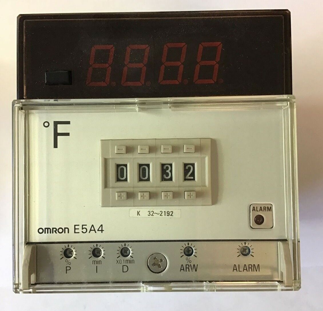 OMRON E5A4-C91K-US TEMPERATURE CONTROLLER 110/120VAC|220/240V 50/60HZ