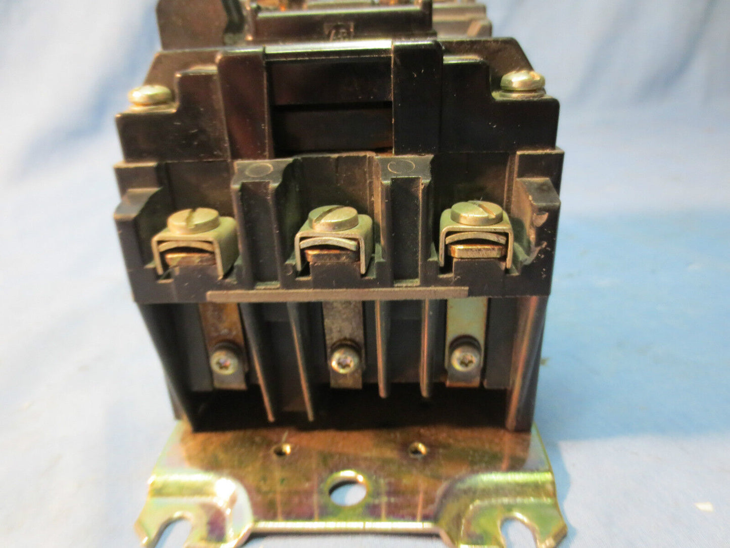 ALLEN-BRADLEY 500F-BOD93 RELAY Ser B, SIZE 1, 120V COIL w/ CB236 - w/ 595-A