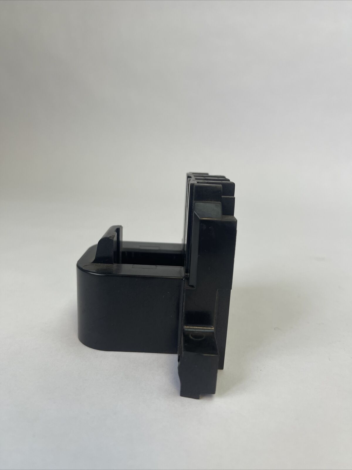SQUARE D 31063-400-47 4P-5P COIL 240V 60HZ 220V 50HZ