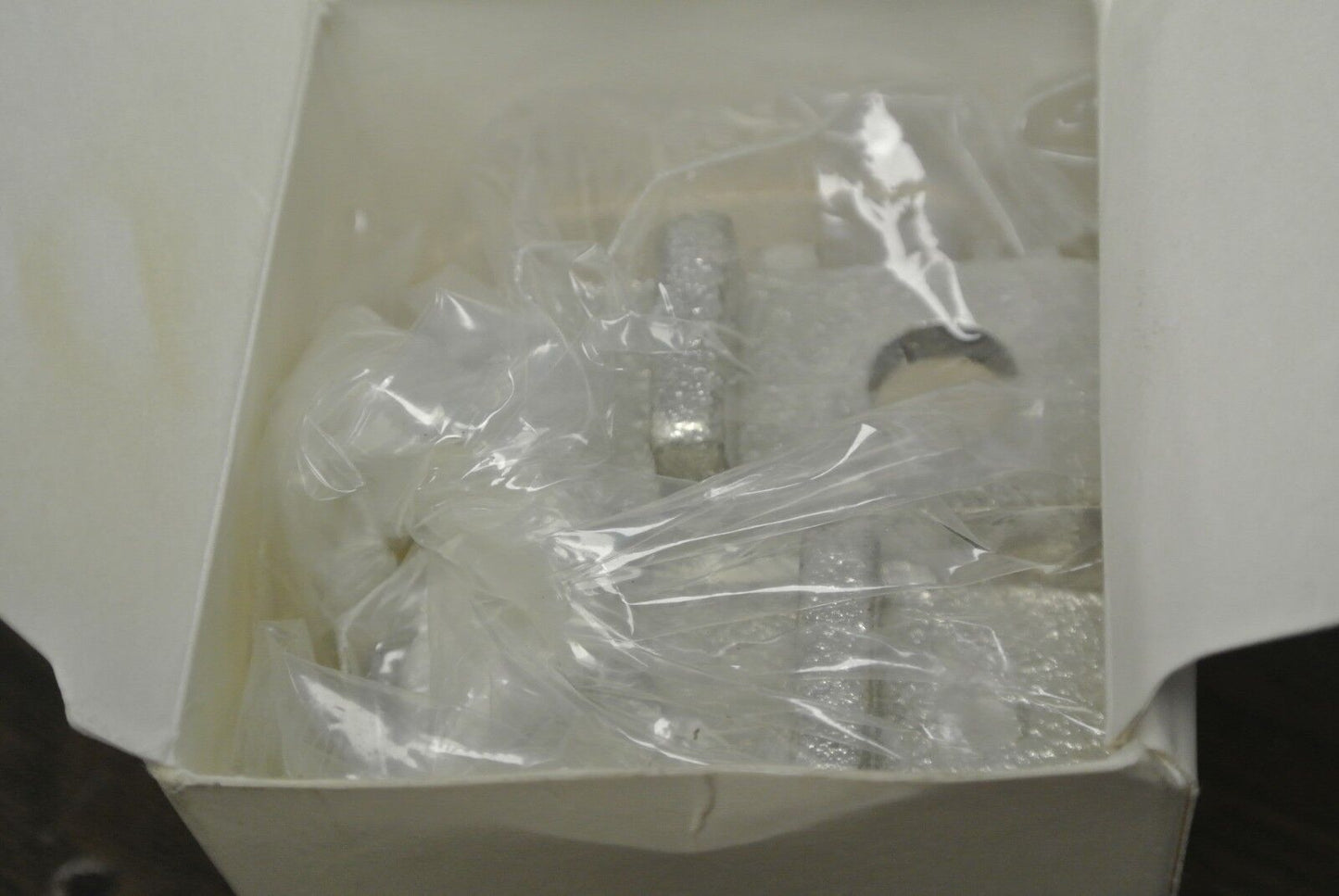 ALLEN-BRADLEY 1494R-N3 / LUG CONNECTOR KIT / 200A / #6-#4/0 WIRE / NEW SURPLUS
