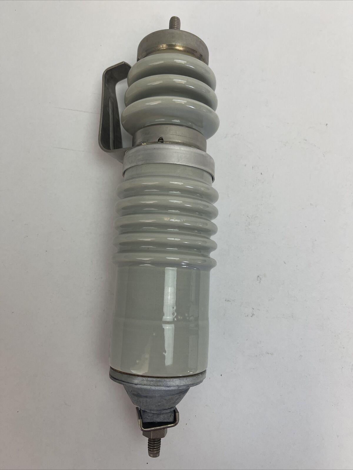 JOSLYN 3 KV EXPL PORCELAIN EXPULSION LIGHTNING ARRESTER