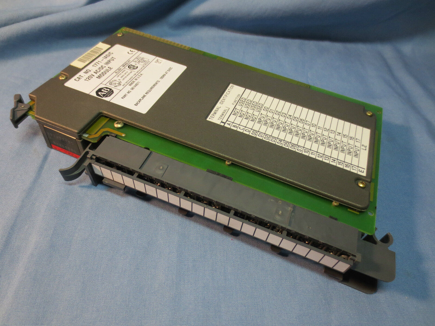 ALLEN-BRADLEY 1771-IAD/C, 120V AC/DC INPUT MODULE