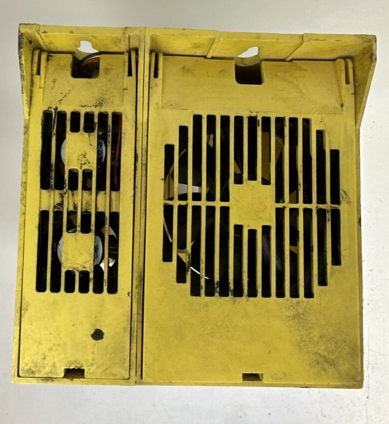 FANUC A02B-0130-B505 SERIES 18-TA 3 SLOT RACK