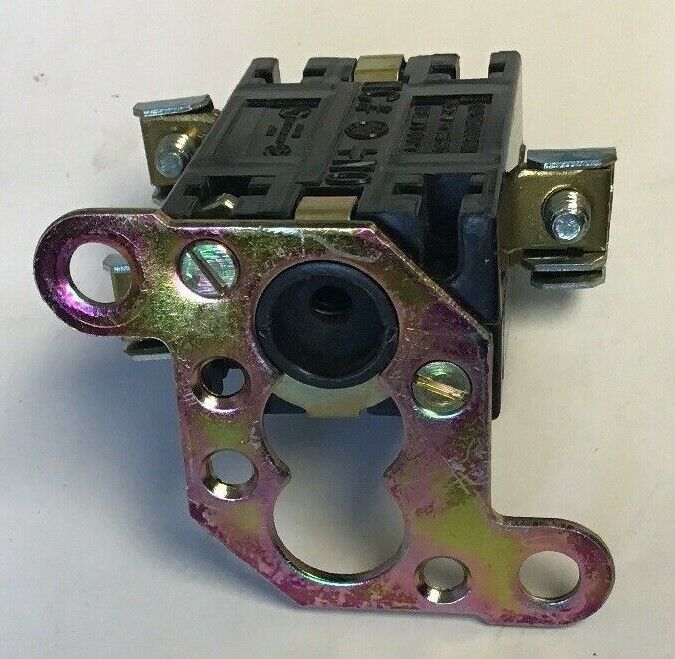 GE CONTACT BLOCK CR2940U210 600VOLTS ***LOTOF2***