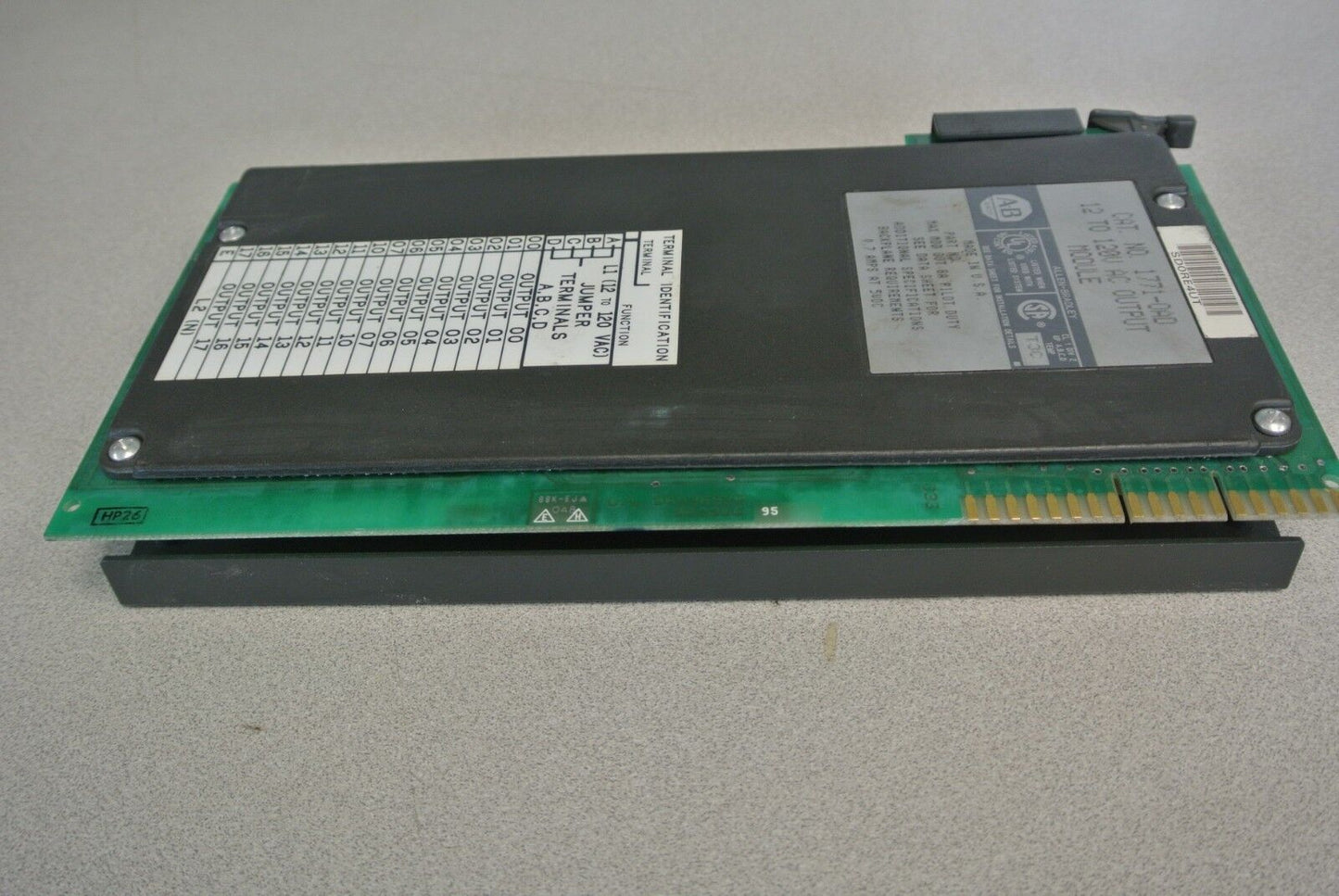 ALLEN-BRADLEY 1771-OAD OUTPUT MODULE / 12 to 120V AC