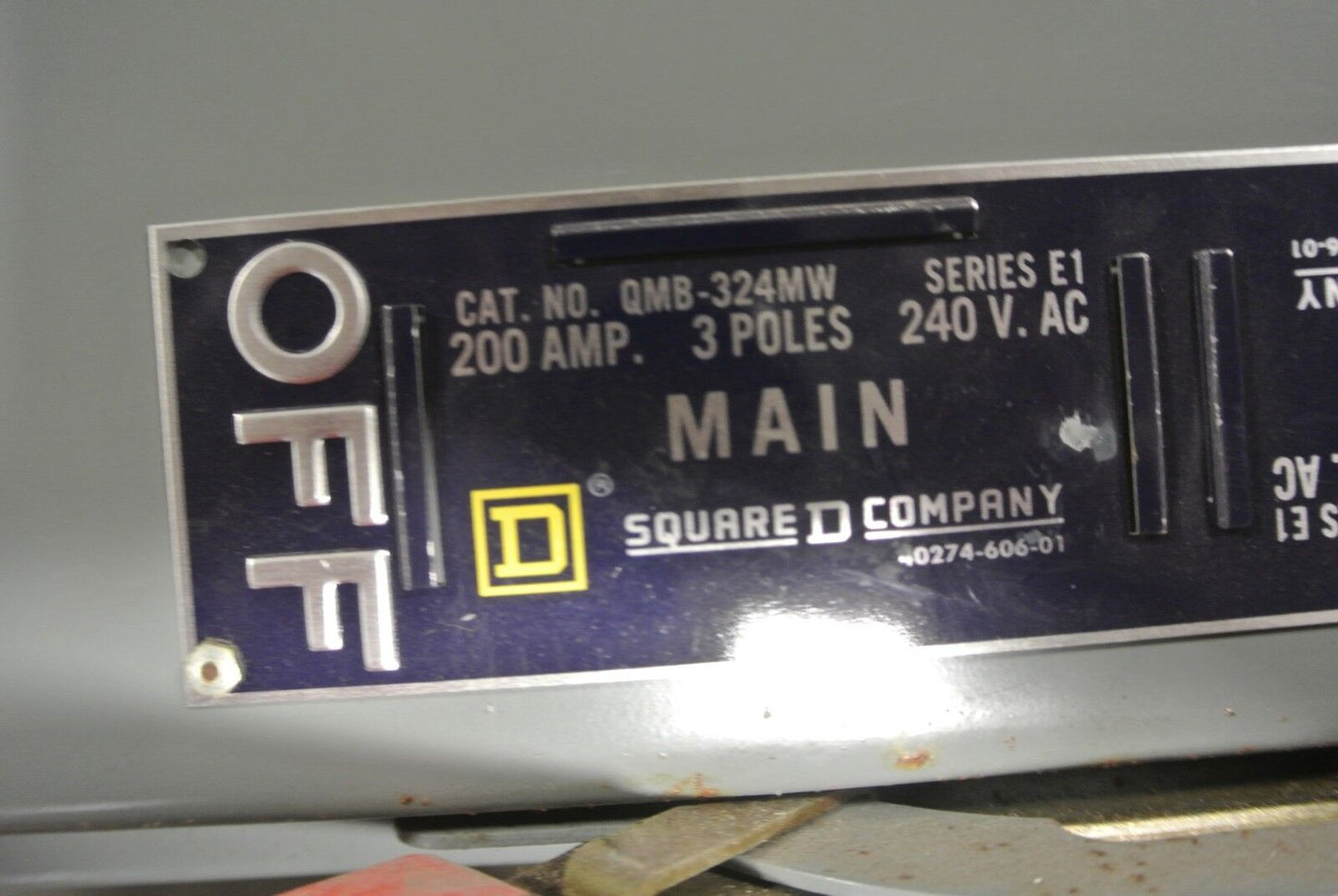 SQUARE D QMB324MW - FUSIBLE PANEL "MAIN" SWITCH - 240VAC, 200A, 3-POLE