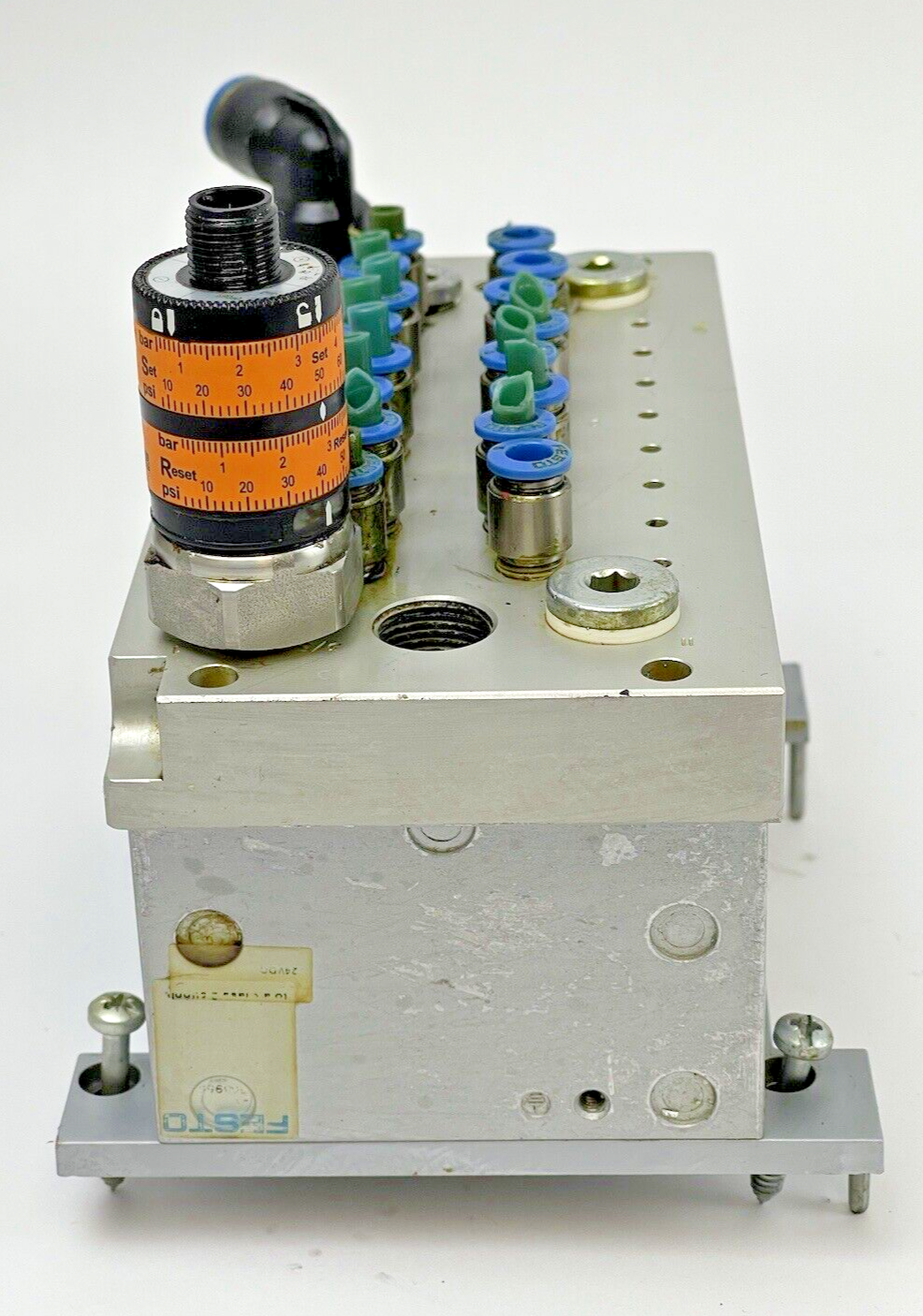 FESTO - CPV14-V1 - VALVE MANIFOLD-W/ PNEUM CONN & STACK PLATES, B102(7), T902(1)