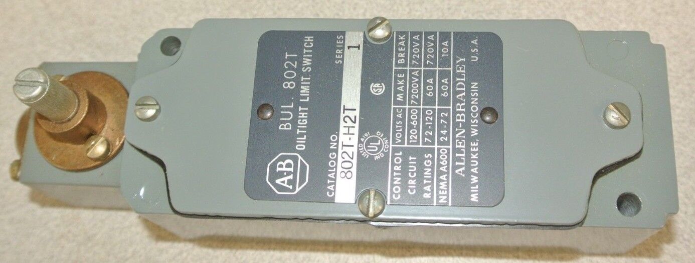 ALLEN-BRADLEY 802T-H2T OILTIGHT LIMIT SWITCH LEVER TYPE, 4-CIRCUIT / NEW SURPLUS