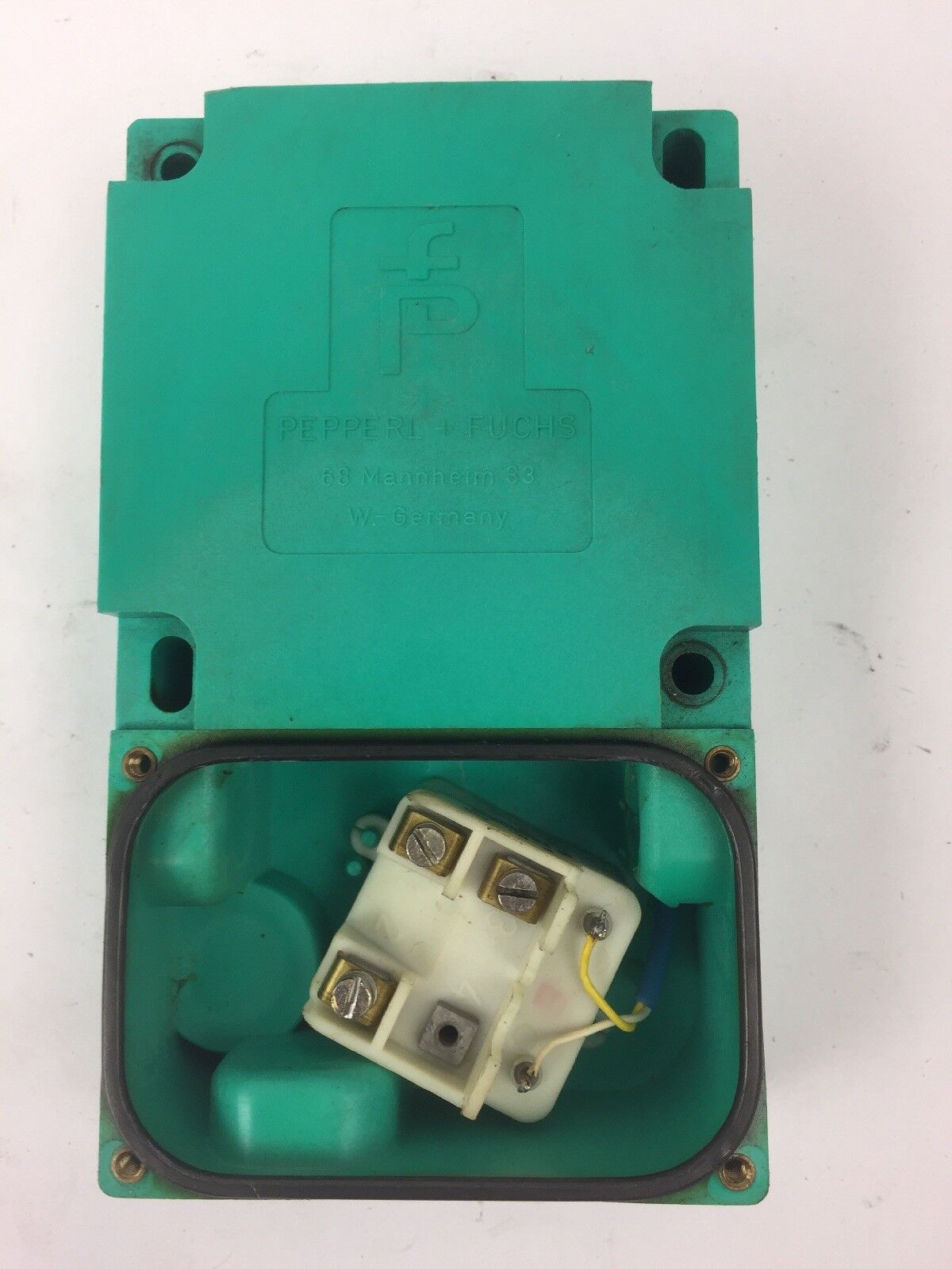 R.B.DENISON NJ50-F-VE PROXIMITY SWITCH