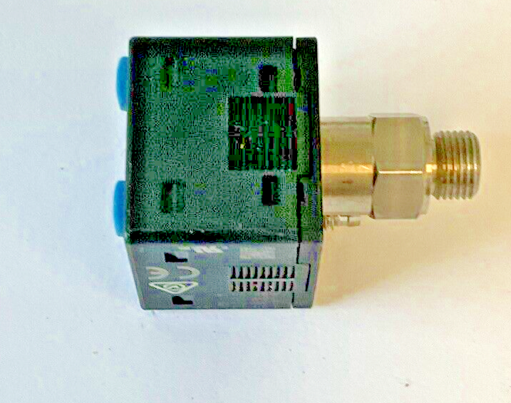 FESTO SPAB-B2R-G18-2P-M8 PRESSURE SENSOR