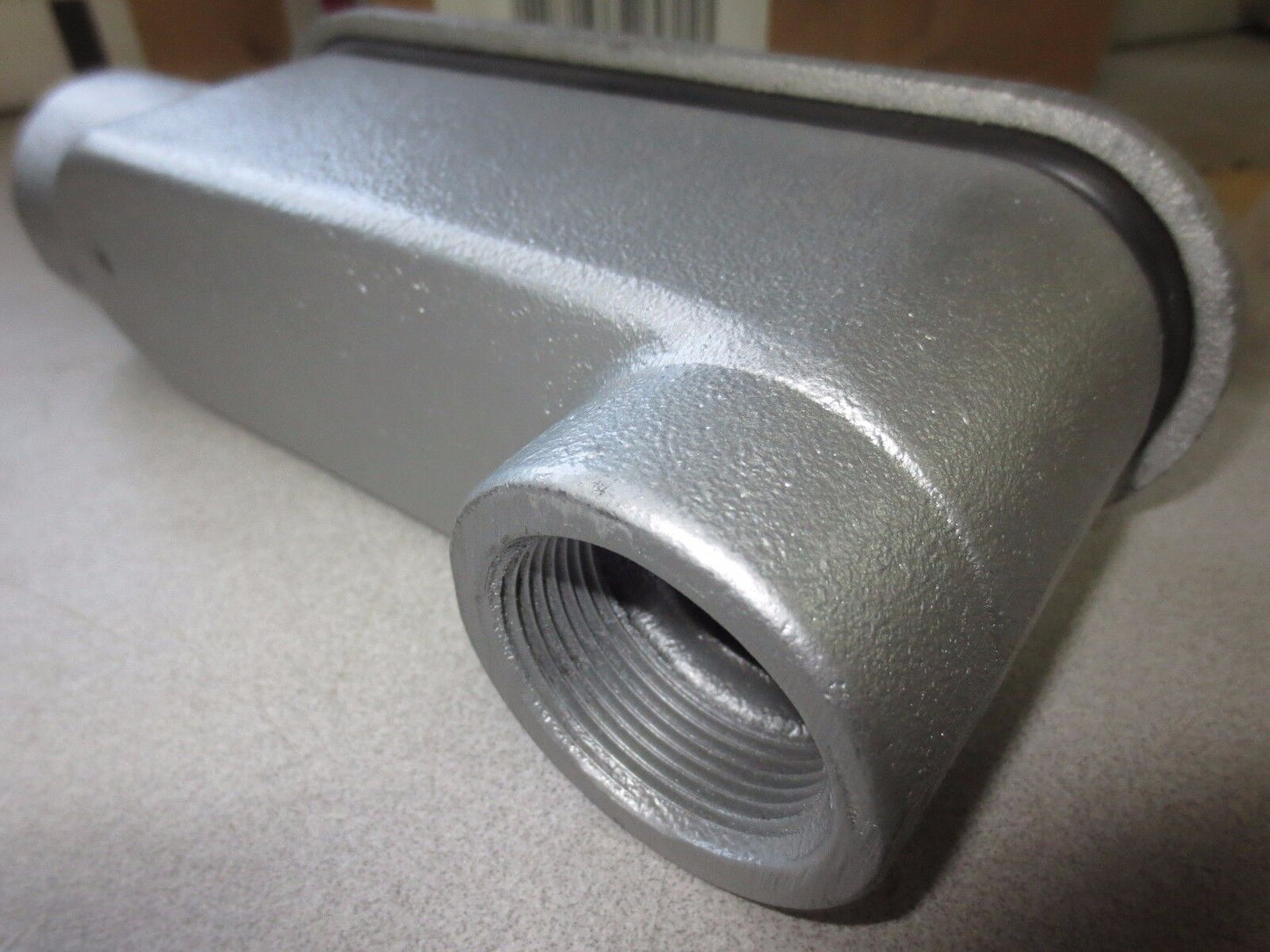 THOMAS & BETTS / T&B BLB4-TB MOGUL CONDUIT OUTLET BODY, COVER, GASKET - 1-1/4"