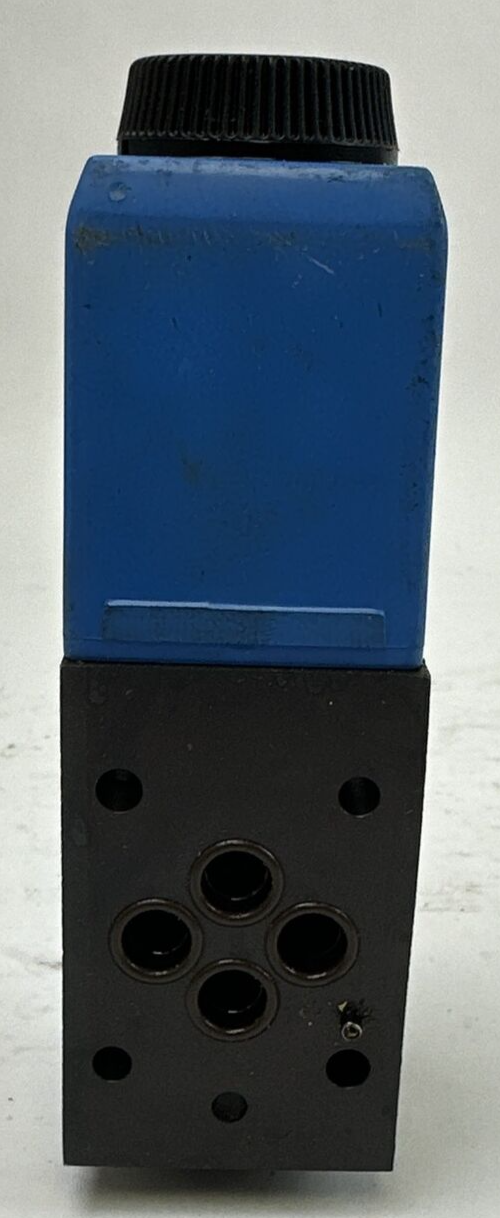 EATON VICKERS KTG4V-3S-2B15N-M-U-H5-60 HYDRAULIC VALVE 02-134570 24VDC 1.6AMP