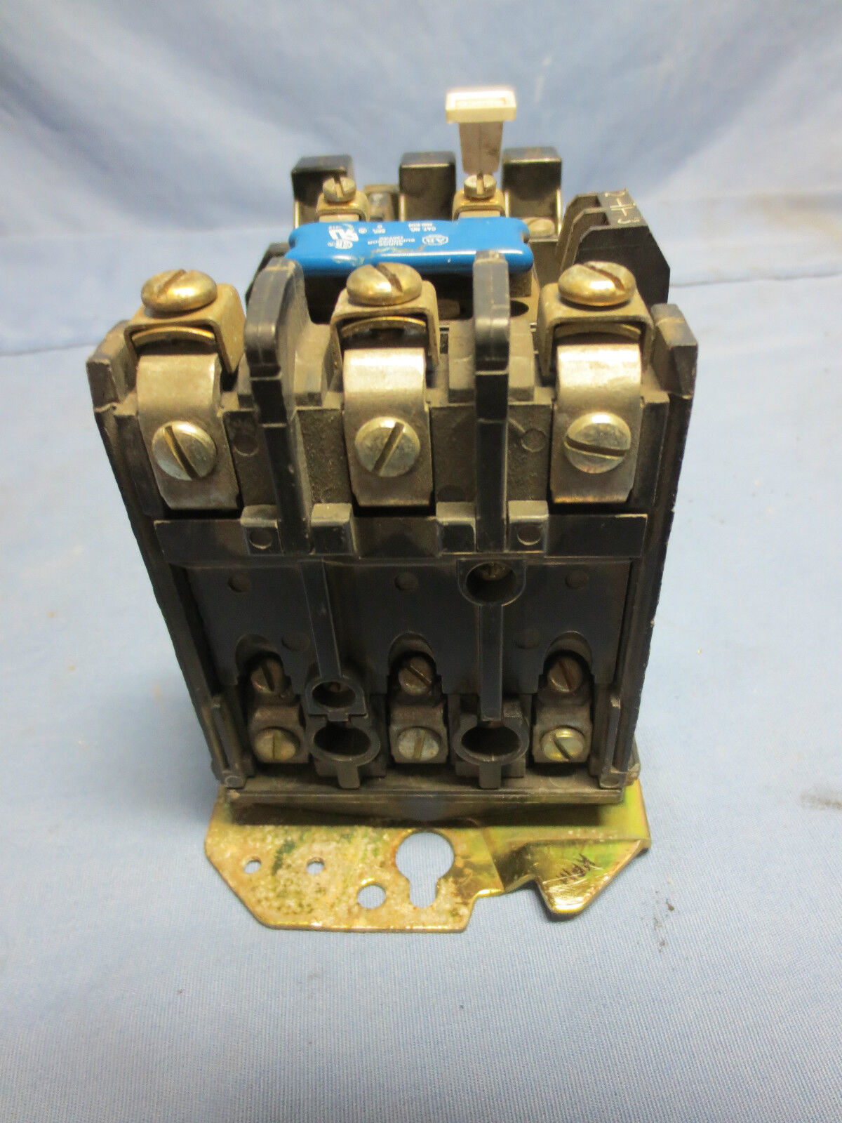ALLEN-BRADLEY 509-A0D STARTER w/ 595-A,W38 STARTERS & 509-K04 SUPPRESSOR 509-AOD