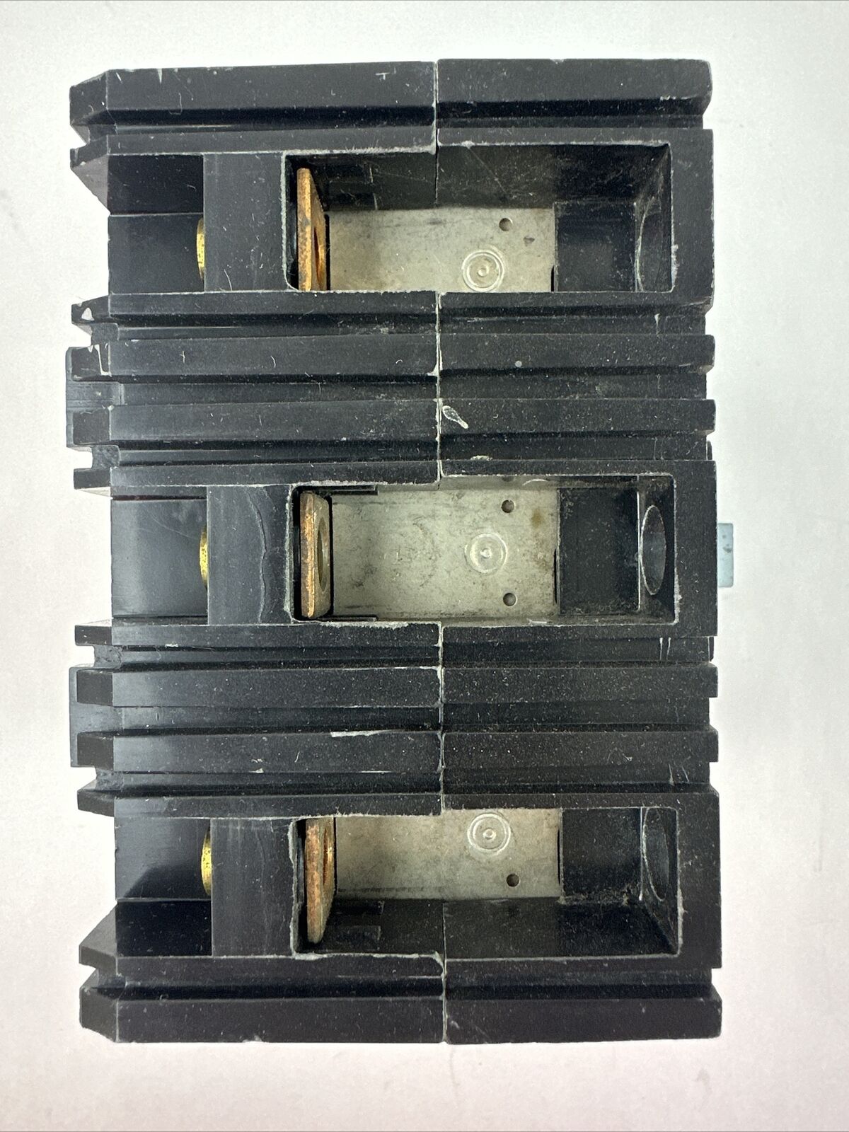 SQUARE D FAL32060 SER 2 CIRCUIT BREAKER 250VDC 240VAC 60AMP 3POLE