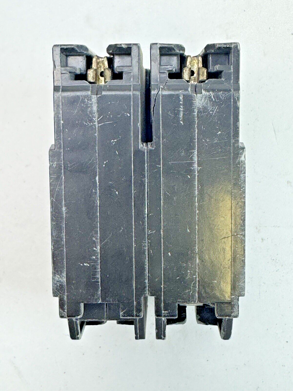 GE - THQL2100 - COMMON TRIP CIRCUIT BREAKER - 2 POLE, 100 A, 240 VAC **READ DES.