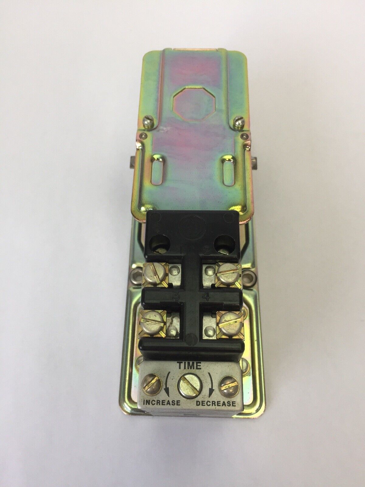 ALLEN BRADLEY 849-Z0D32 PNEUMATIC TIMING RELAY 600VAC 21A244 COIL 120V 60HZ