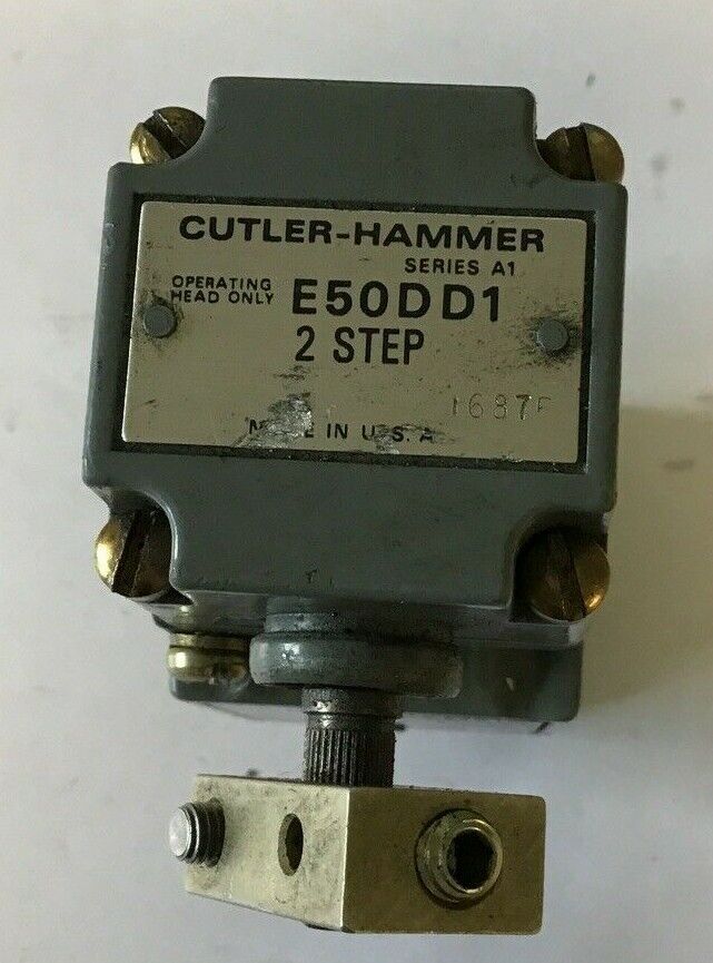 CUTLER HAMMER E50SB SER.A2 A600 LIMIT SWITCH W/ E50DD1 SWITCH HEAD.
