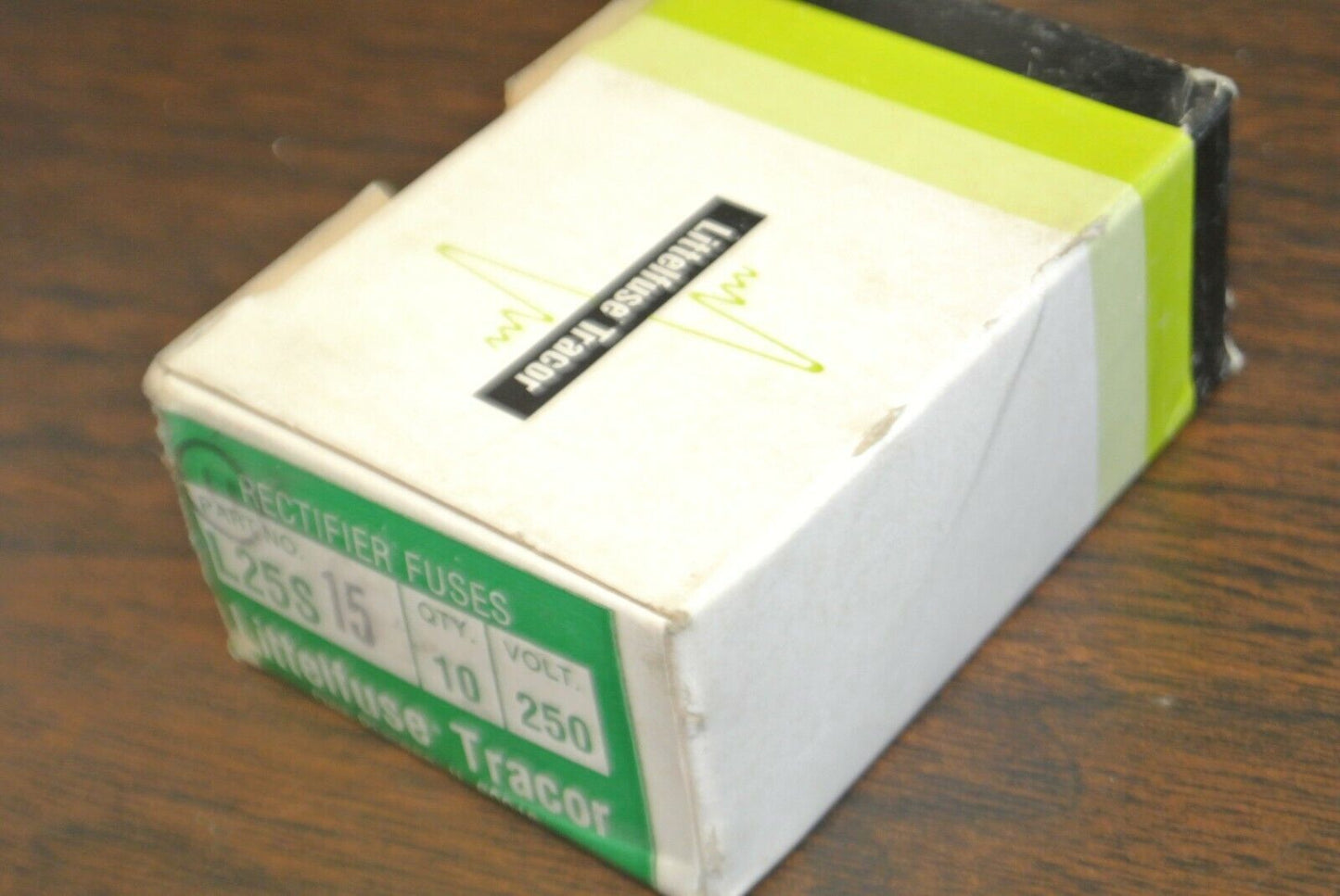 BOX of 10 / LITTELFUSE / TRACOR L25S15 RECTIFIER FUSE / 15A / 250V / NEW SURPLUS