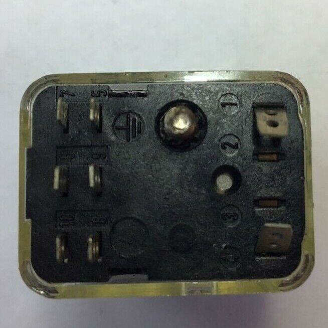 AMERICAN ZETTLER AZ420-1011-4WH 12VDC RELAY***LOTOF13****