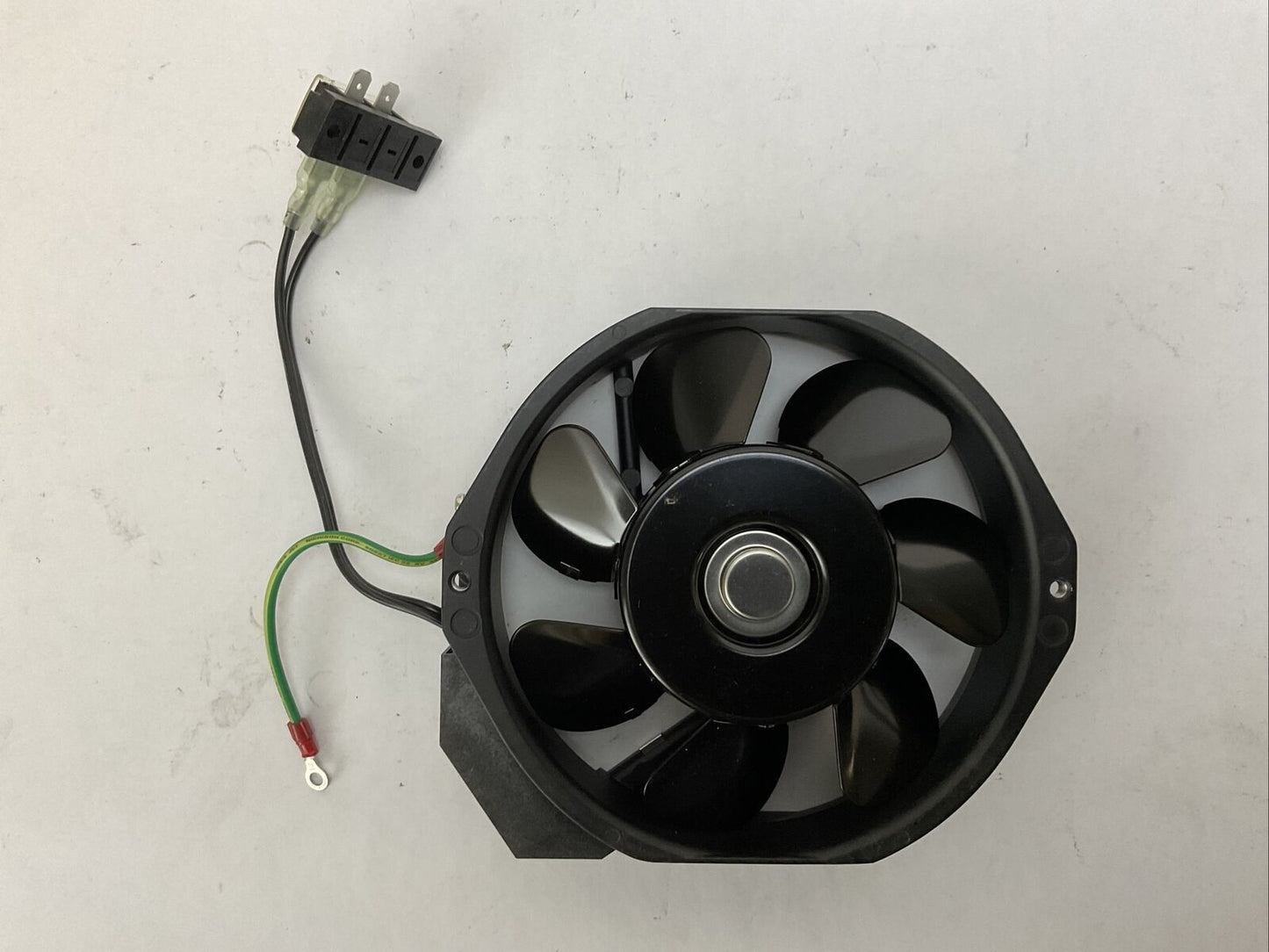 FANUC A05B-2452-C902 FAN UNIT 200-240VAC 2600/2900 R/MIN