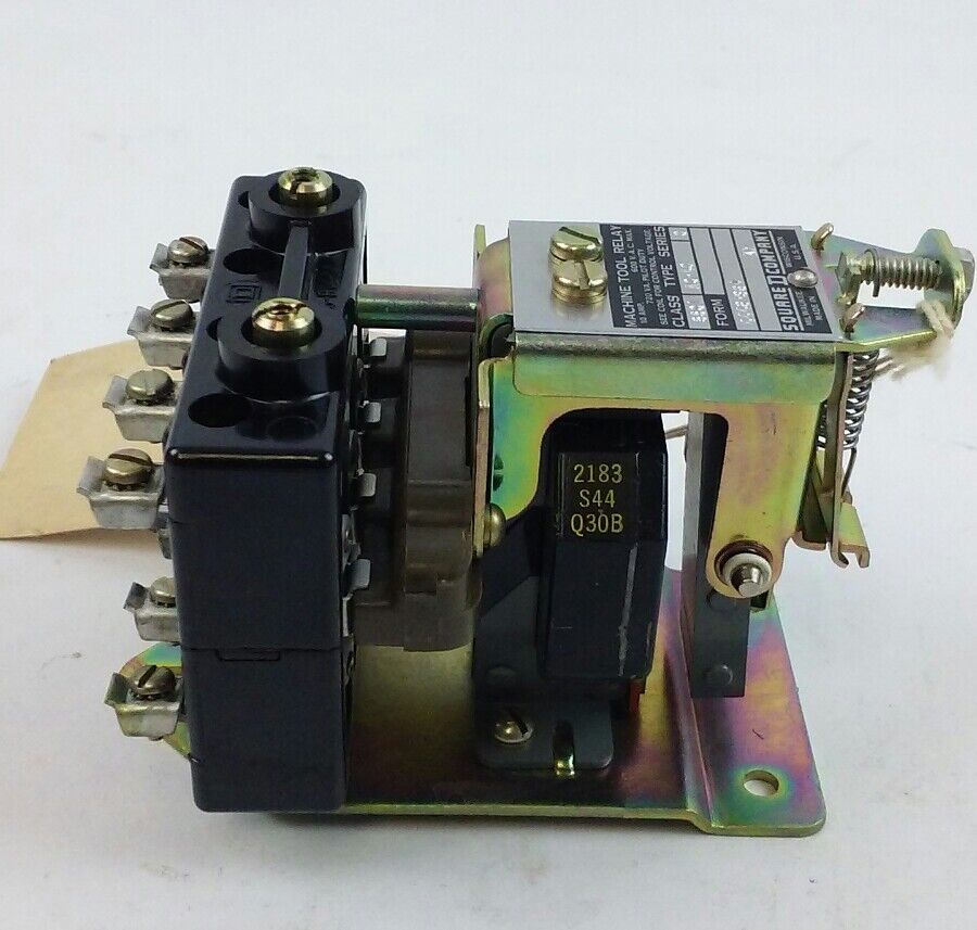SQUARE D AC MAGNETIC RELAY CLASS 8501 TYPE AO-40, SERIES C, 4 POLE, 10AMPS, NEW