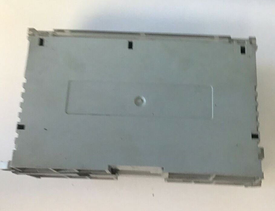 ALLEN BRADLEY 1791-8AC I/O BLOCK MODULE SER.B REV.D01 132VAC 60HZ