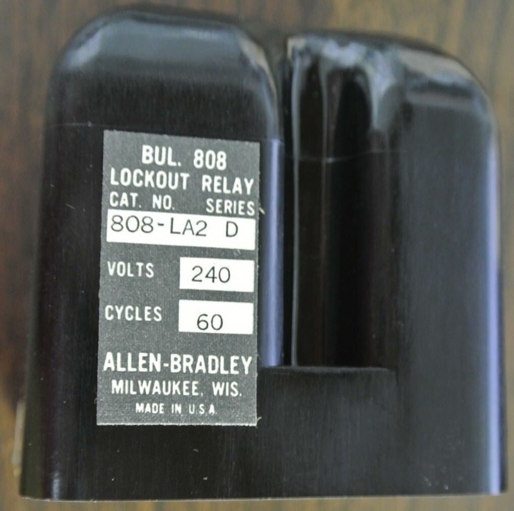 ALLEN-BRADLEY 808-LA2, Ser. D - LOCKOUT RELAY - 240V, 60Hz - NEW SURPLUS