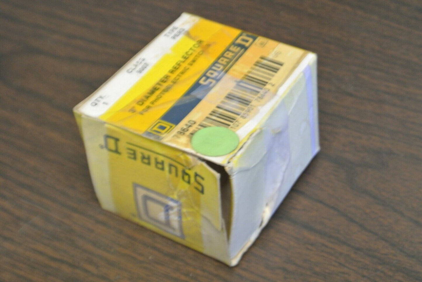 SQUARE D 9007 PER3 / 3" DIAM. REFLECTOR for PHOTOELECTRIC SWITCH / NEW SURPLUS