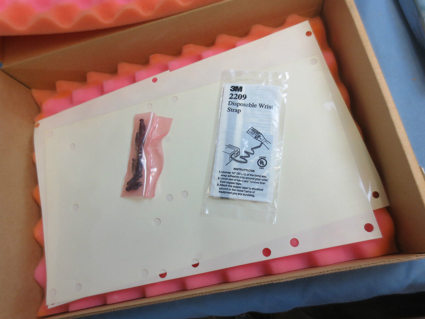 ALLEN-BRADLEY 1336-BDB-SP29D Ser. C PCB GATE DRIVE 1336STG 460V 75HP NEW SURPLUS