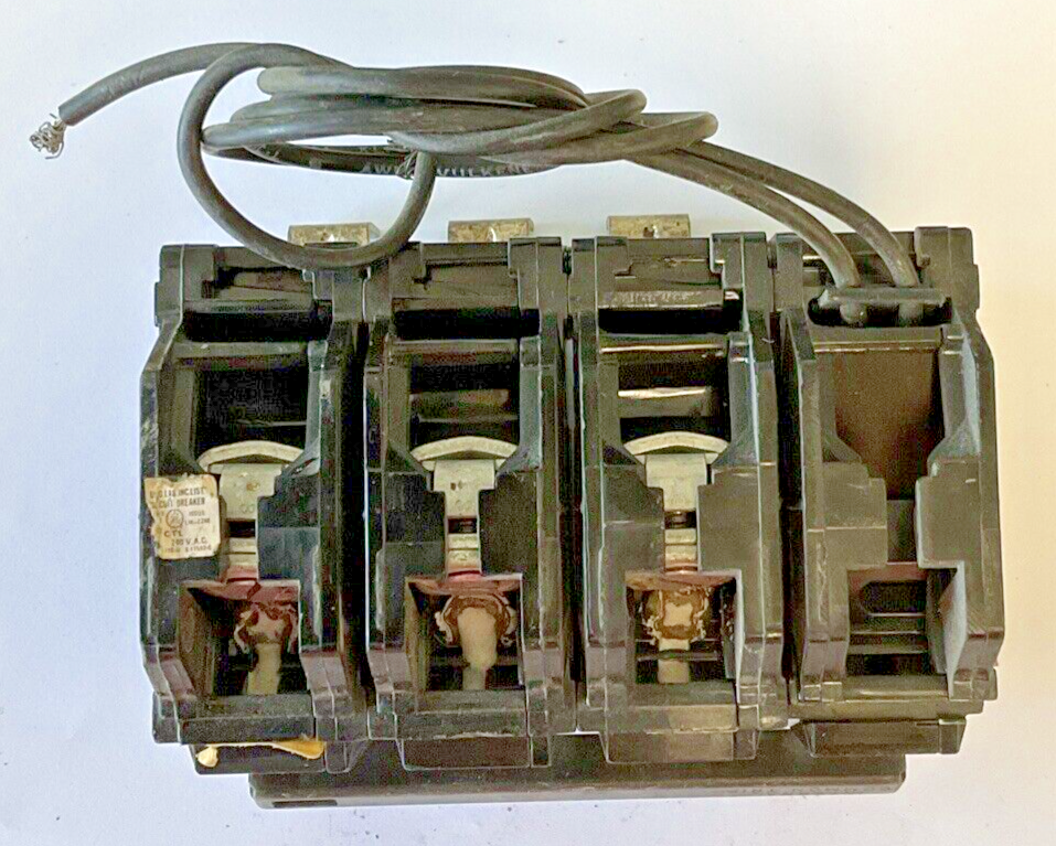 GE TQST8 MOD.1 CIRCUIT BREAKER SHUNT TRIP 24-48VDC 20A