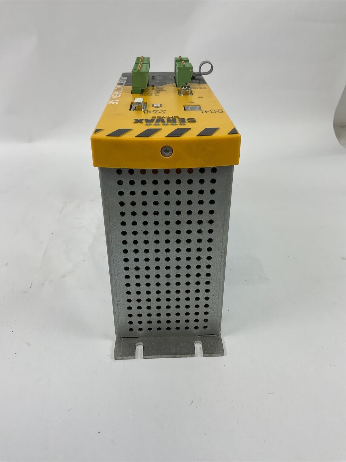 SERVAX SMDC-400 DRIVE 230VAC 50-60HZ 310W F/W00.18 H/W1.0