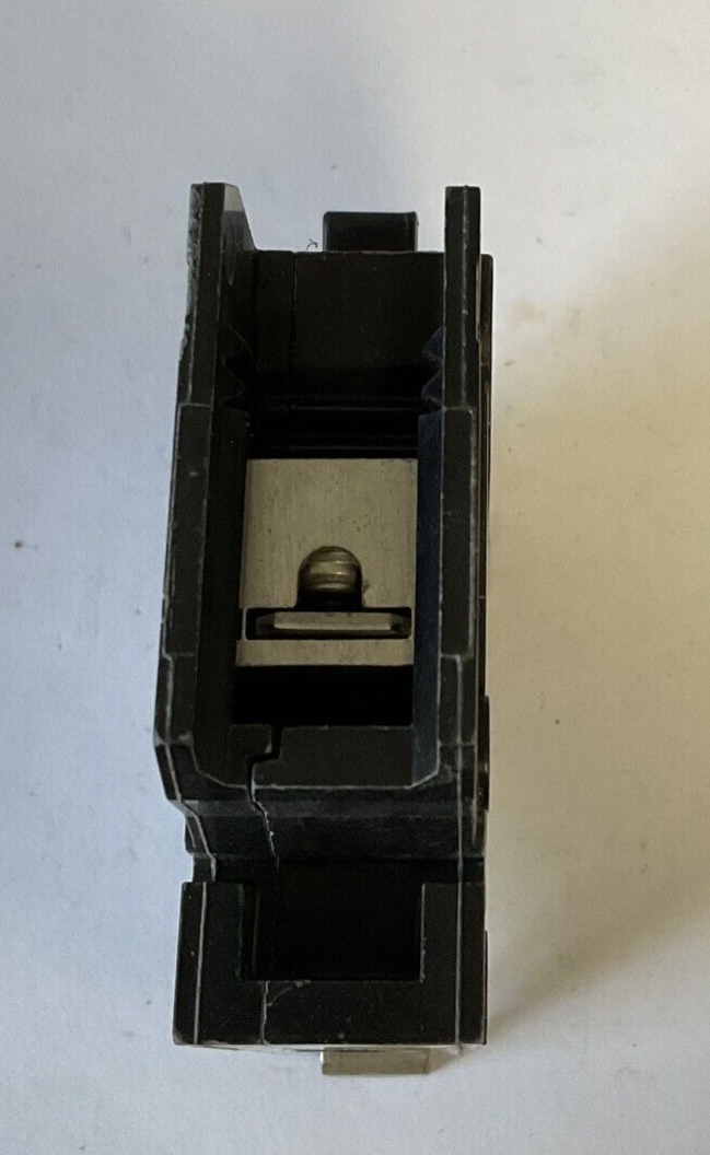 SIEMENS BQD115 CIRCUIT BREAKER 15AMP 1POLE 277VAC/125VDC TYPE BQD ***LOTOF3***